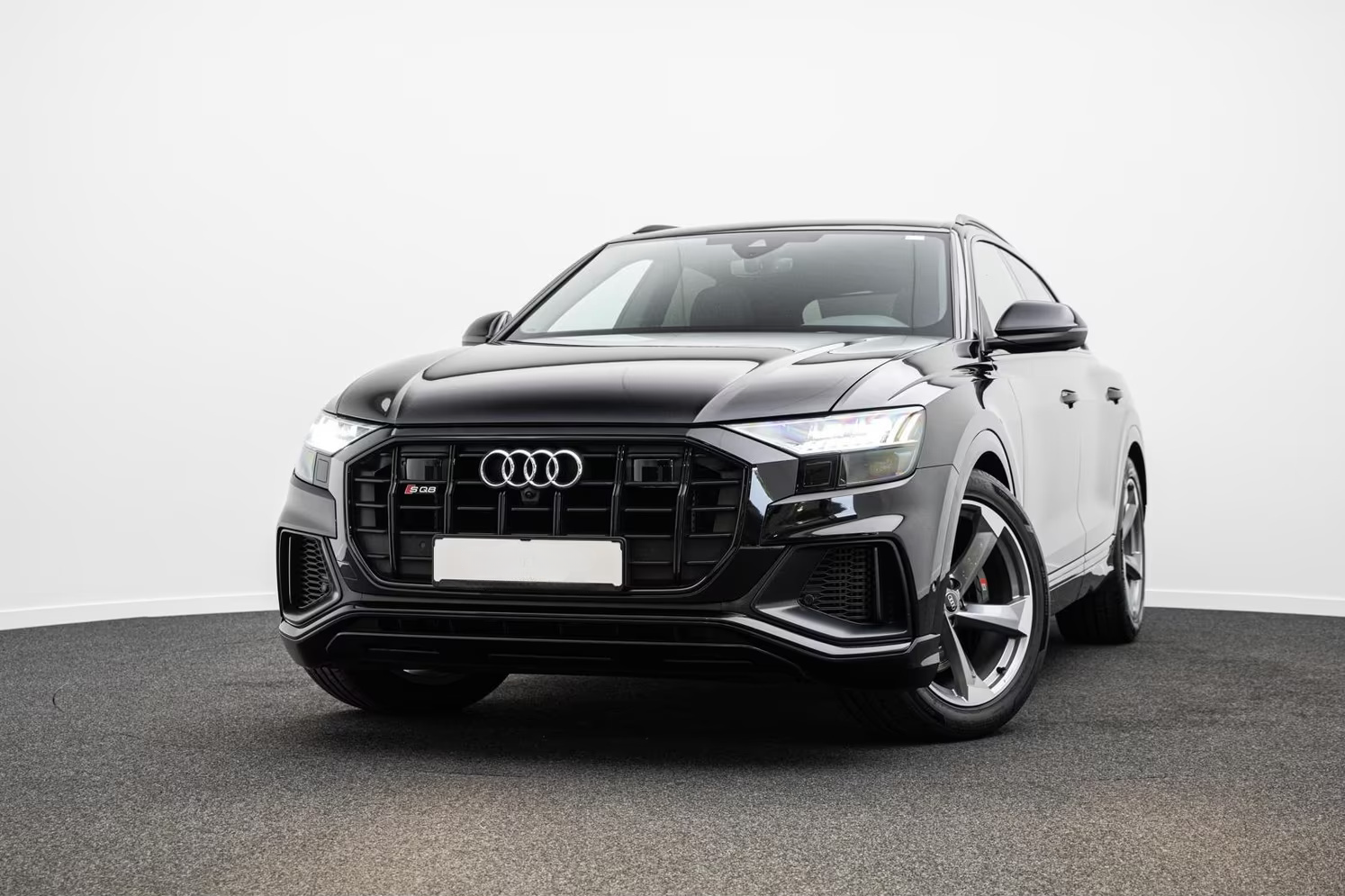 Audi SQ8 TFSi BLACK